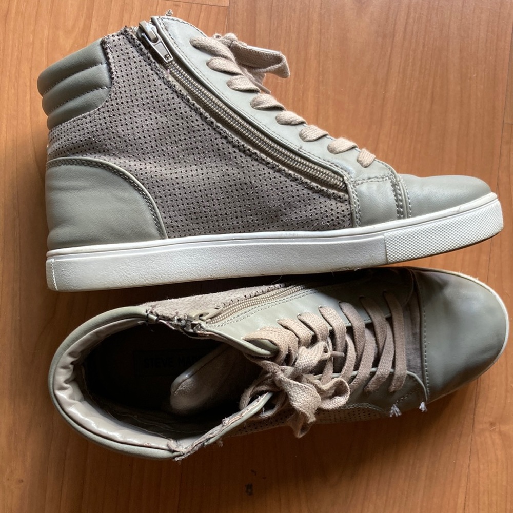 Steve Madden zip up high tops